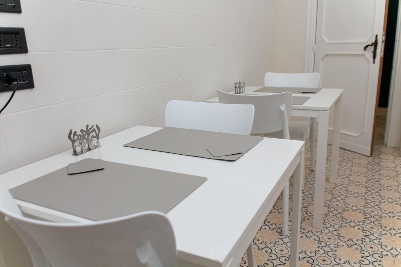 Interno 9 Hotel Bari Exterior photo
